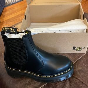 Brand New 2976 SMOOTH LEATHER PLATFORM CHELSEA BOOTS